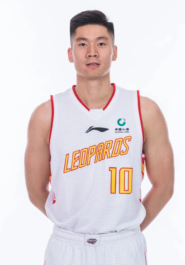 哪里可以找到专业的篮球防守训练课程_1